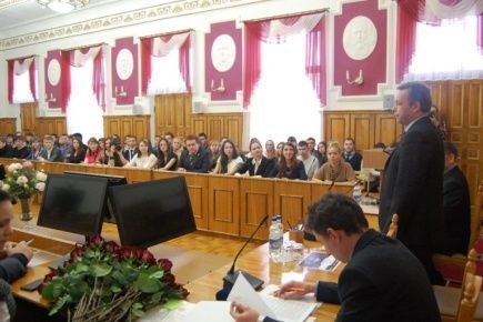 Стипендиаты Главы Чувашии 2014 и самые активные студенты университета встретились с ректором