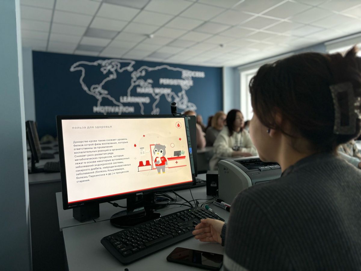 Волонтеры-медики провели презентации «Будь донором»
