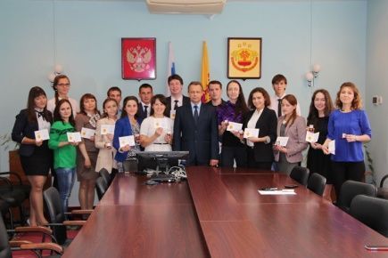 За отличные успехи в учебе, активную научную и общественную деятельность
