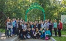 Экодесант высадился в Лесопарке "Роща Гузовского"